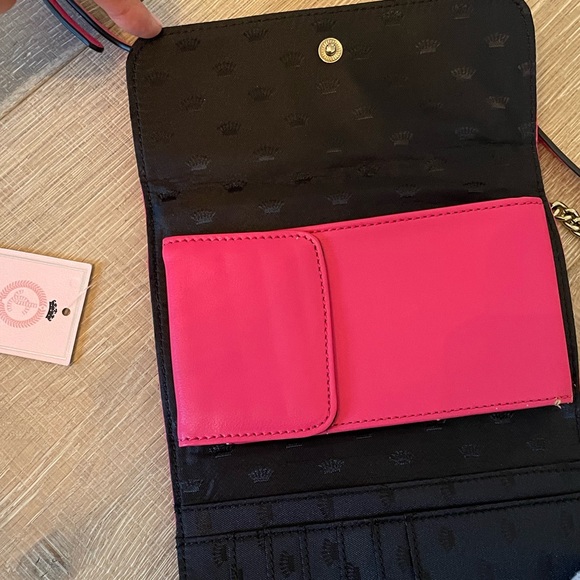 Juicy Couture Mini Pink Crossbody Bag - Picture 4 of 5